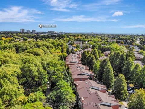 Photo 30 at 5 - 2065 Sixth Line, RO River Oaks, Oakville