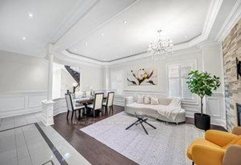 Photo 6 at 19 Madoc Place, Vellore Village, Vaughan