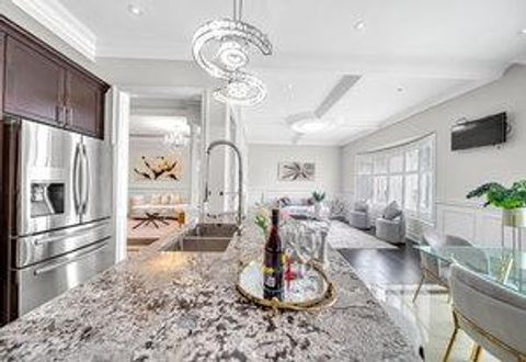 Photo 26 at 19 Madoc Place, Vellore Village, Vaughan