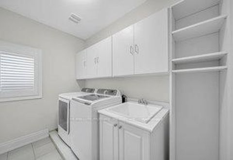Photo 43 at 19 Madoc Place, Vellore Village, Vaughan