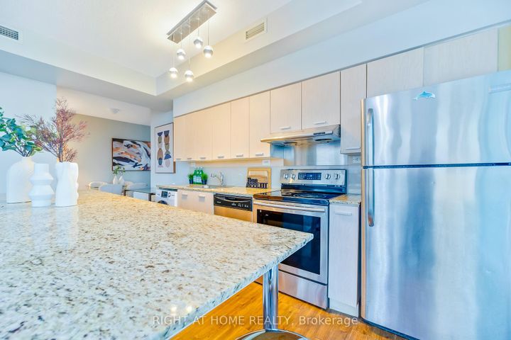 Photo 7 at 2902 - 33 Singer Court, Bayview Village, Toronto