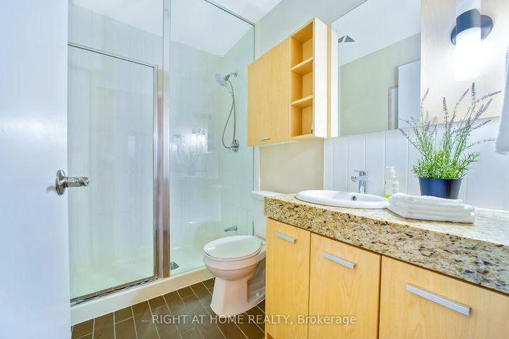 Photo 17 at 2902 - 33 Singer Court, Bayview Village, Toronto