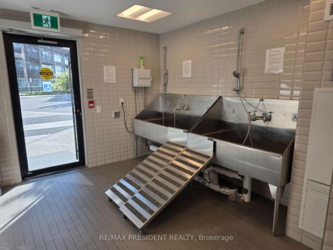 Photo 32 at 112 - 60 George Butchart Drive, CFB, Toronto