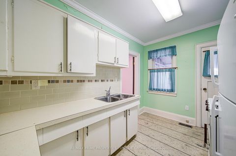 Photo 16 at 156 Brookdale Avenue, Lawrence Park North, Toronto
