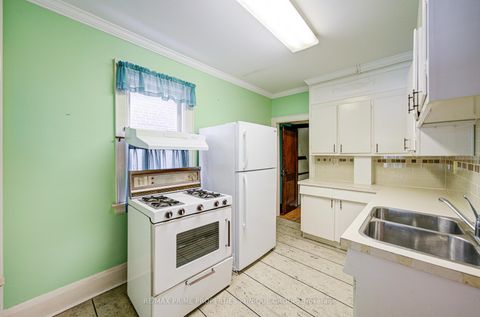 Photo 17 at 156 Brookdale Avenue, Lawrence Park North, Toronto