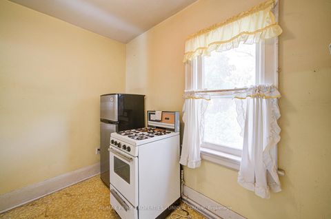 Photo 23 at 156 Brookdale Avenue, Lawrence Park North, Toronto