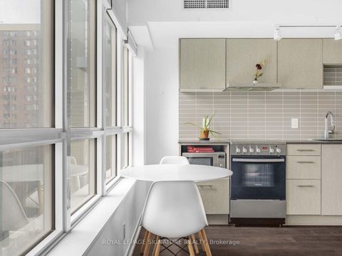 Photo 7 at 1007 - 365 Church Street, Yonge Corridor, Toronto