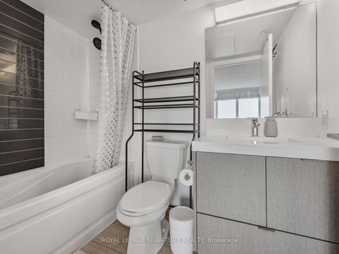 Photo 15 at 1007 - 365 Church Street, Yonge Corridor, Toronto