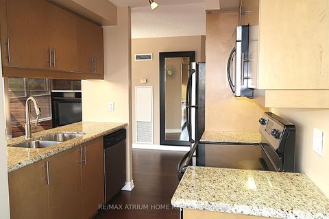 Photo 7 at 608 - 18 Harding Boulevard, Harding, Richmond Hill