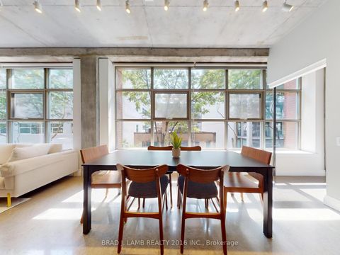 Photo 3 at 305 - 29 Camden Street, Waterfront Communities C1, Toronto