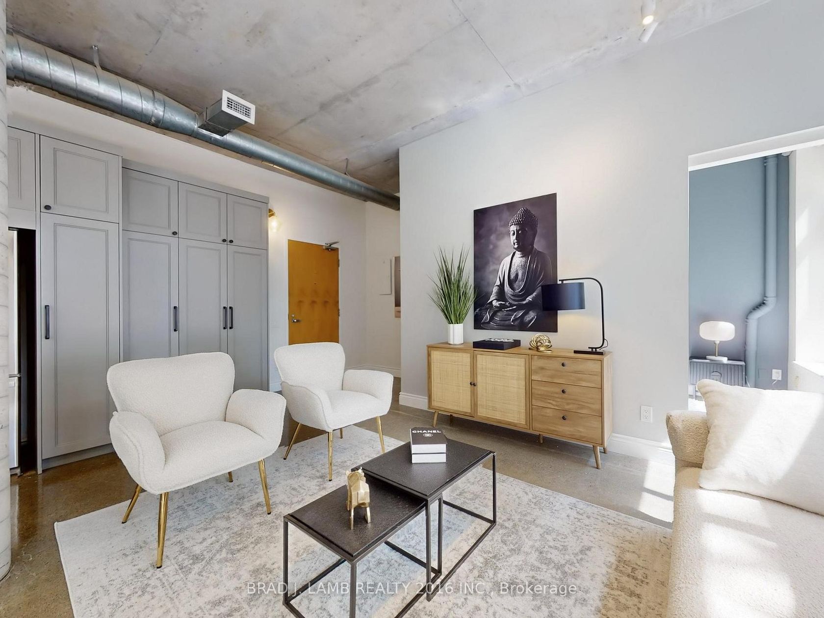 Photo 2 at 305 - 29 Camden Street, Waterfront Communities C1, Toronto Photo 2 at 305 - 29 Camden Street, Waterfront Communities C1, Toronto