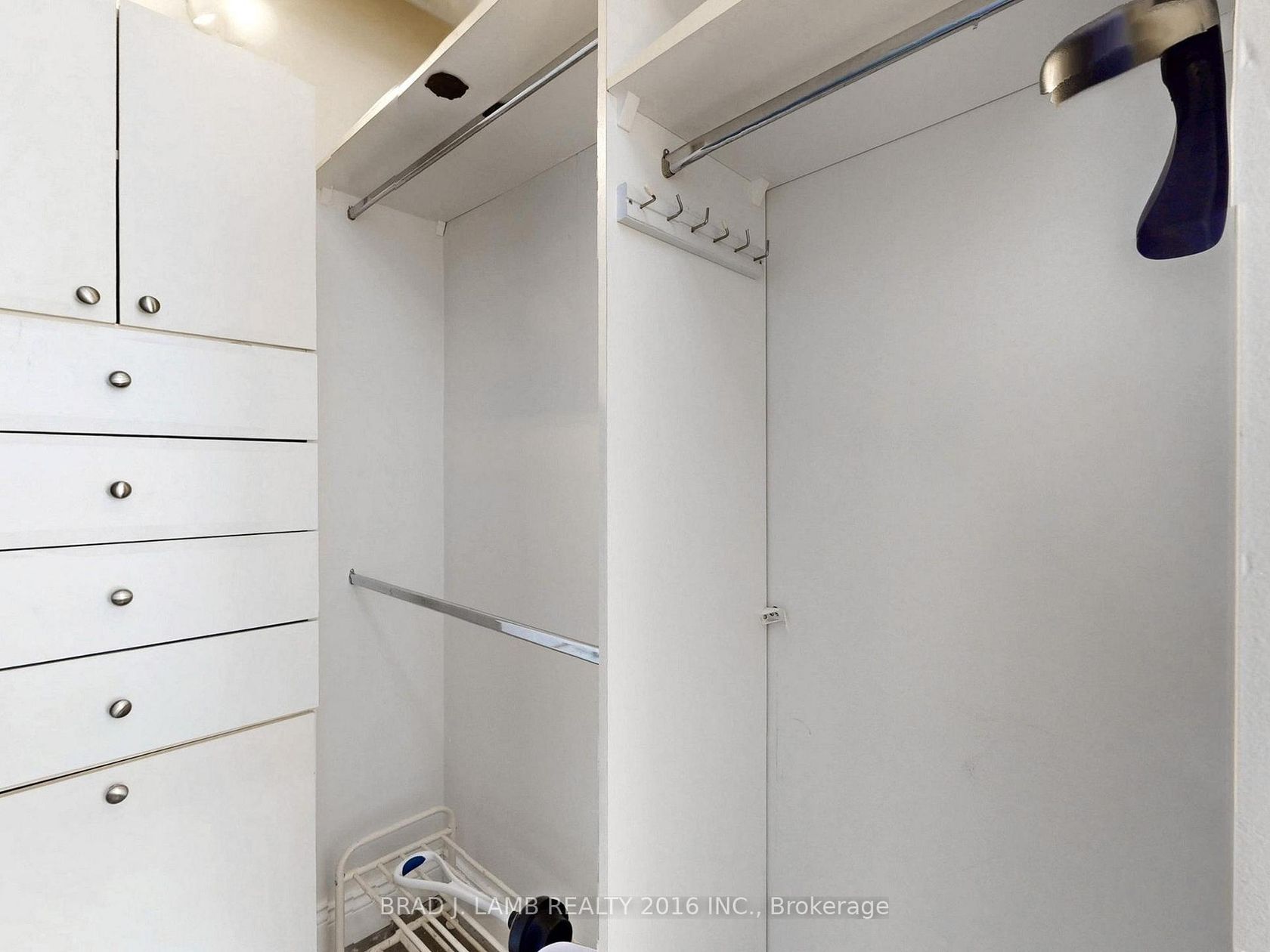 Photo 16 at 305 - 29 Camden Street, Waterfront Communities C1, Toronto Photo 16 at 305 - 29 Camden Street, Waterfront Communities C1, Toronto