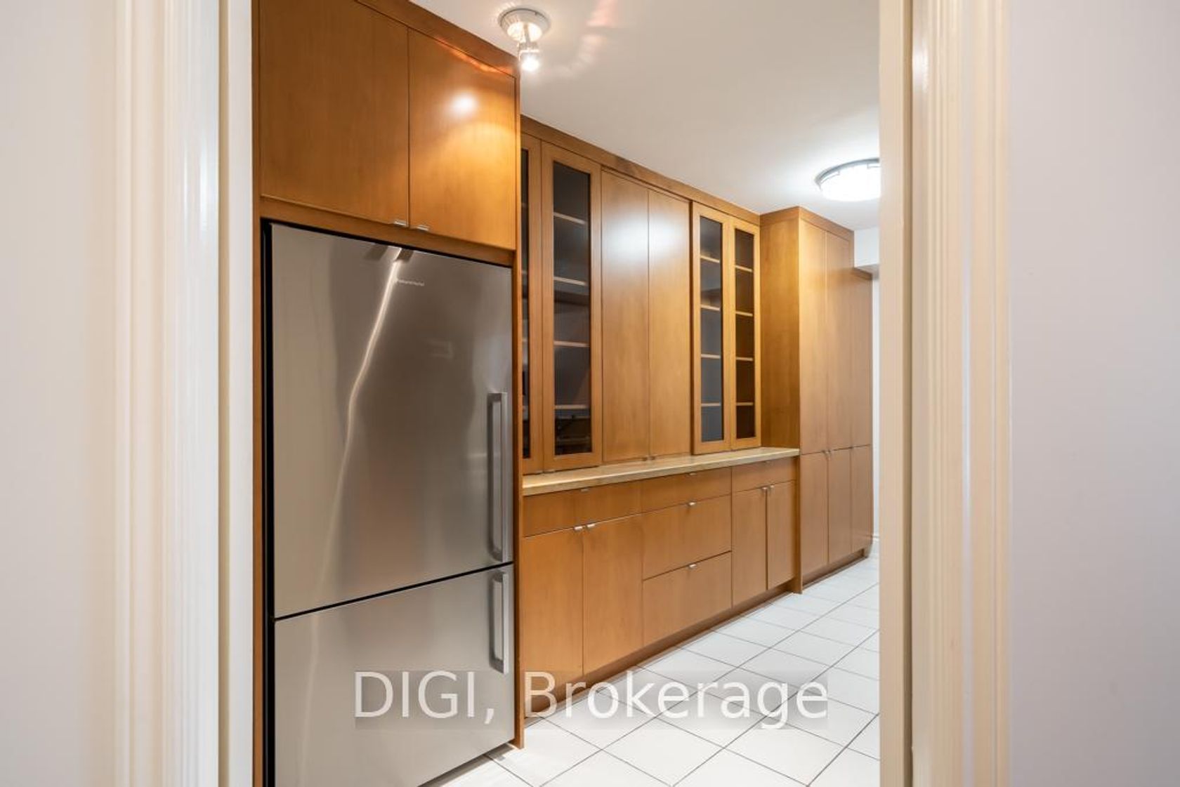 Photo 6 at 406 - 75 York Mills Road, York Mills, Toronto Photo 6 at 406 - 75 York Mills Road, York Mills, Toronto