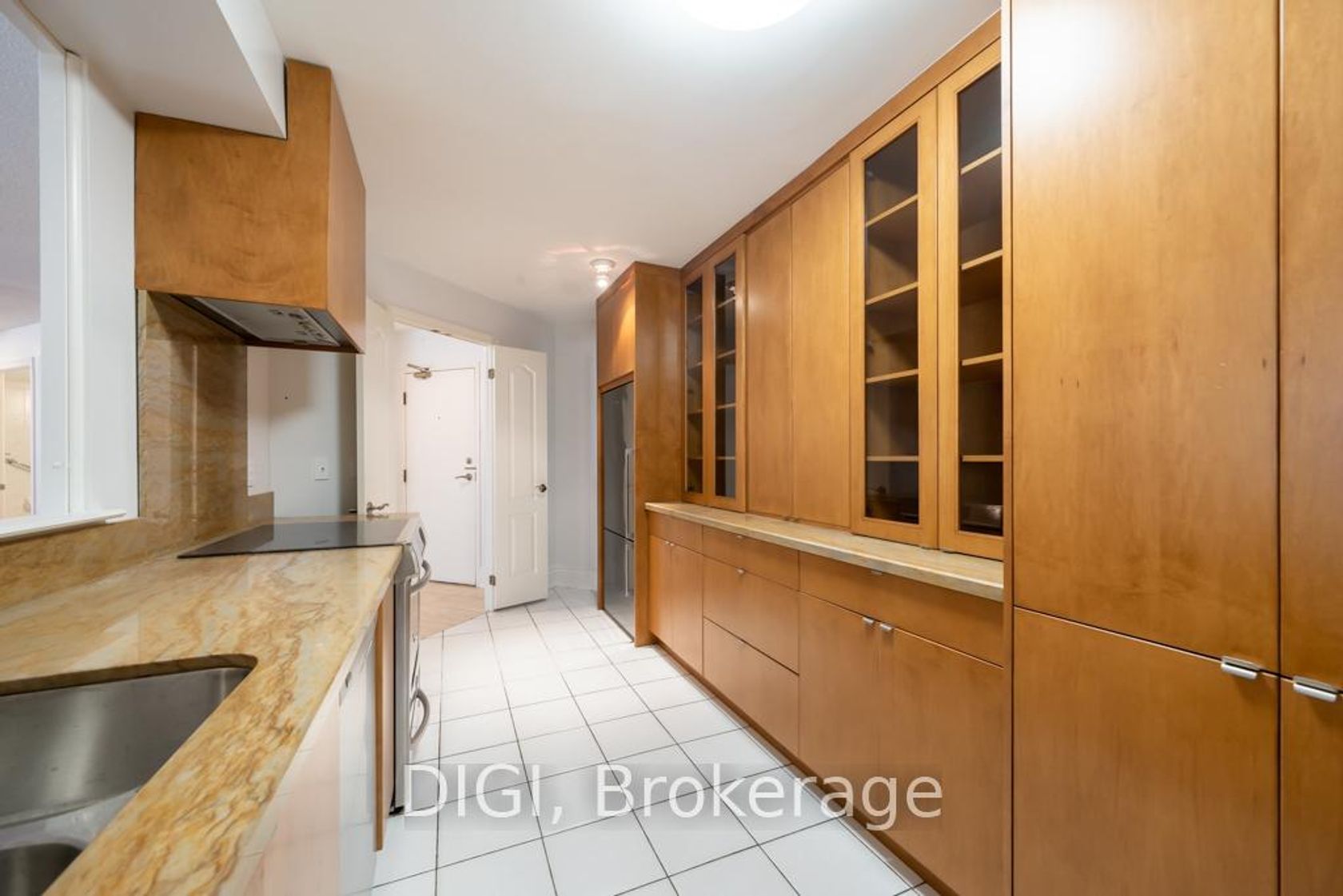 Photo 8 at 406 - 75 York Mills Road, York Mills, Toronto Photo 8 at 406 - 75 York Mills Road, York Mills, Toronto