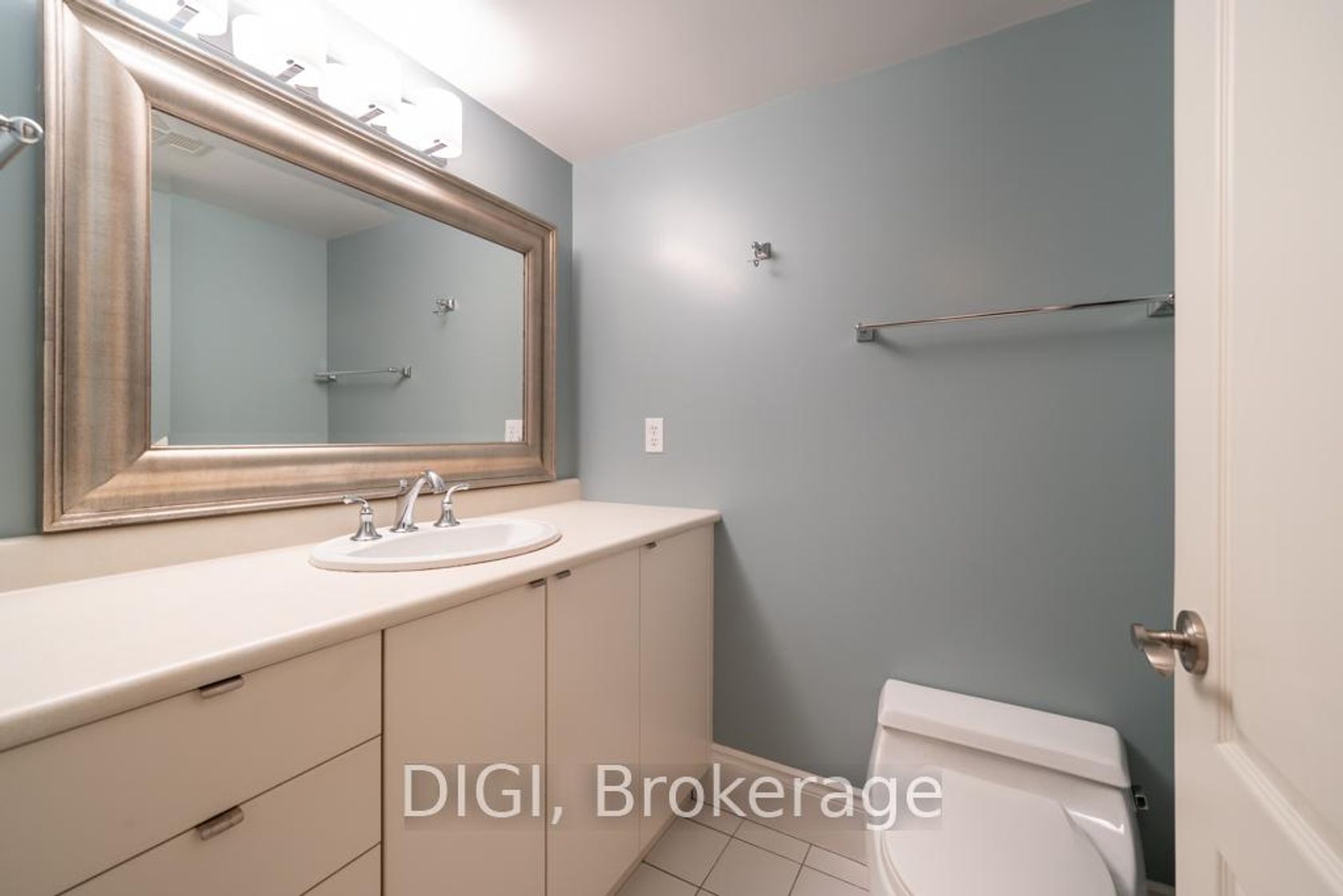 Photo 19 at 406 - 75 York Mills Road, York Mills, Toronto Photo 19 at 406 - 75 York Mills Road, York Mills, Toronto