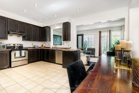 Photo 4 at 1248 Blencowe Crescent, Wyndham, Newmarket