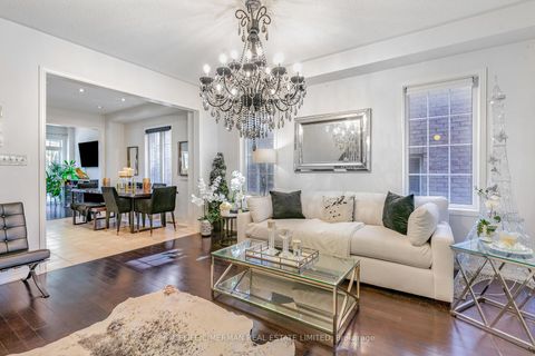 Photo 6 at 1248 Blencowe Crescent, Wyndham, Newmarket