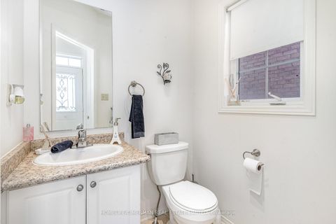 Photo 8 at 1248 Blencowe Crescent, Wyndham, Newmarket