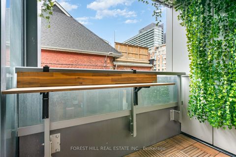 Photo 19 at 220 - 106 Dovercourt Road, Bellwoods, Toronto