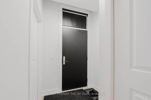 Photo 5 at 139 - 9580 Islington Avenue, Sonoma Heights, Vaughan