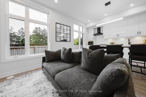 Photo 16 at 139 - 9580 Islington Avenue, Sonoma Heights, Vaughan