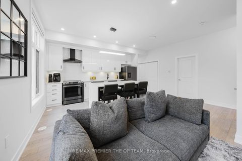 Photo 17 at 139 - 9580 Islington Avenue, Sonoma Heights, Vaughan