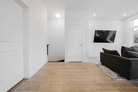 Photo 19 at 139 - 9580 Islington Avenue, Sonoma Heights, Vaughan