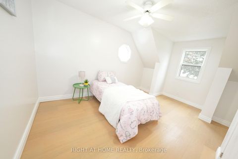 Photo 5 at 149 Dorset Road, Cliffcrest, Toronto