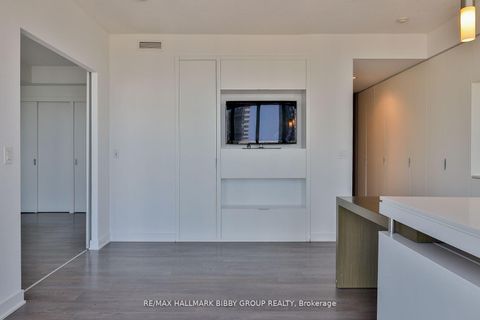 Photo 10 at 2904 - 110 Charles Street E, Yonge Corridor, Toronto