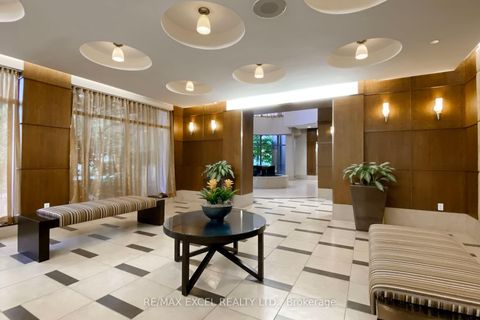 Photo 7 at 814 - 10 Northtown Way, Willowdale East, Toronto