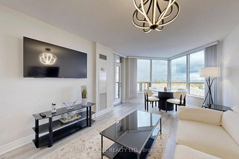 Photo 11 at 814 - 10 Northtown Way, Willowdale East, Toronto