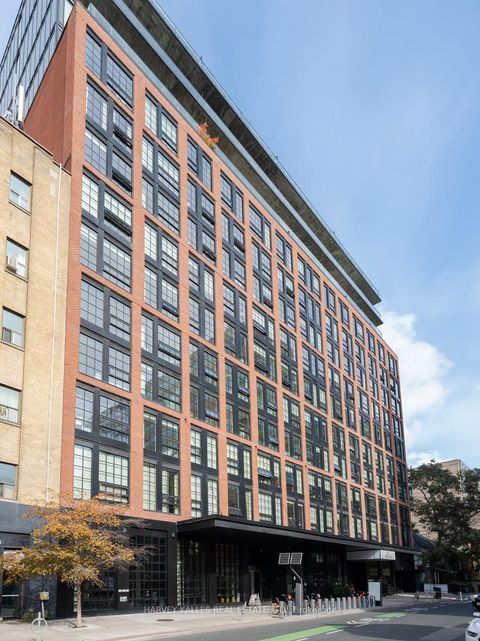 Photo 1 at 613 - 608 Richmond Street W, Waterfront Communities C1, Toronto