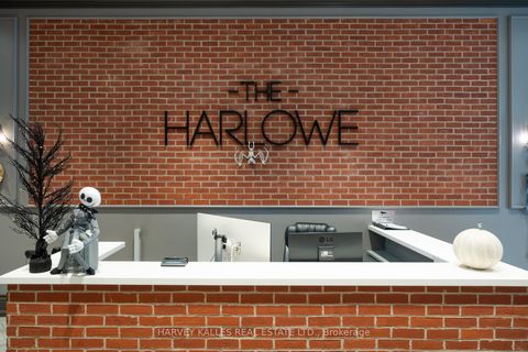 Photo 6 at 613 - 608 Richmond Street W, Waterfront Communities C1, Toronto