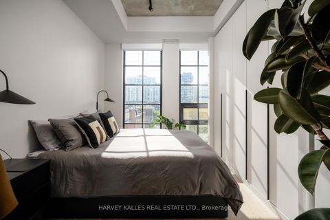 Photo 24 at 613 - 608 Richmond Street W, Waterfront Communities C1, Toronto