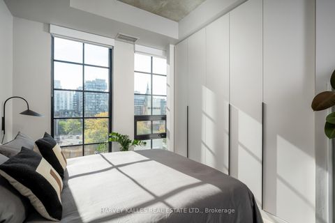 Photo 28 at 613 - 608 Richmond Street W, Waterfront Communities C1, Toronto