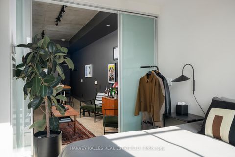 Photo 30 at 613 - 608 Richmond Street W, Waterfront Communities C1, Toronto