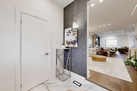 Photo 13 at 384 Old Colony Road, Oak Ridges Lake Wilcox, Richmond Hill