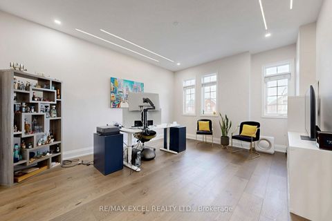 Photo 17 at 384 Old Colony Road, Oak Ridges Lake Wilcox, Richmond Hill