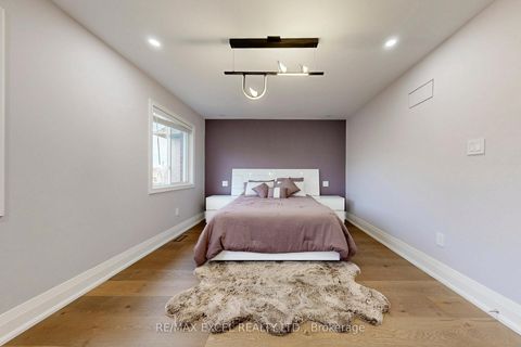 Photo 21 at 384 Old Colony Road, Oak Ridges Lake Wilcox, Richmond Hill