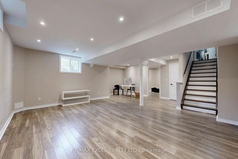 Photo 29 at 384 Old Colony Road, Oak Ridges Lake Wilcox, Richmond Hill