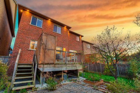 Photo 43 at 384 Old Colony Road, Oak Ridges Lake Wilcox, Richmond Hill