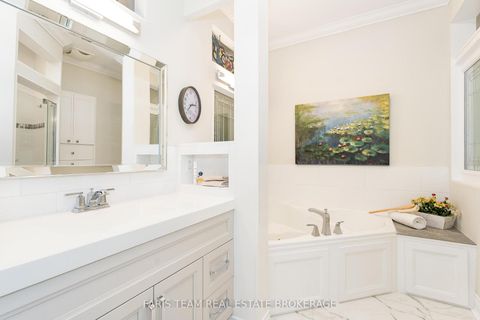 Photo 17 at 10 Wilton Trail, Aurora Estates, Aurora