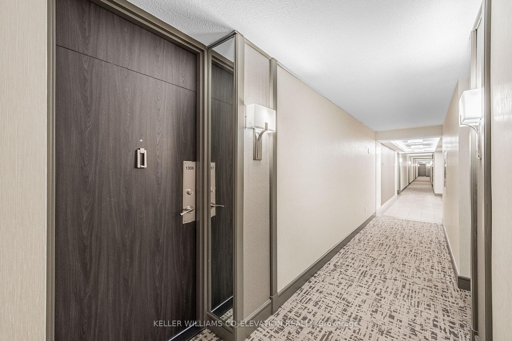 Photo 5 at 1306 - 260 Scarlett Road, Smythe, Toronto Photo 5 at 1306 - 260 Scarlett Road, Smythe, Toronto