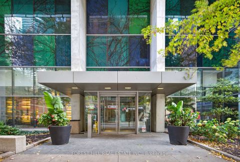 Photo 1 at 3109 - 37 Grosvenor Street, Bay Street Corridor, Toronto