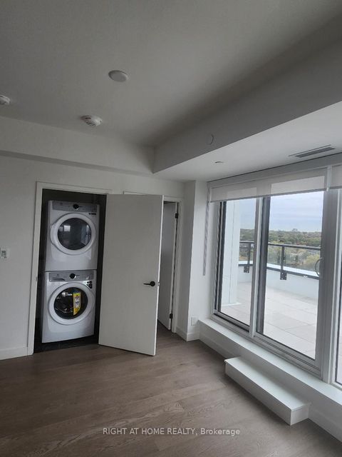 Photo 7 at 1303 - 1050 Eastern Avenue, The Beaches, Toronto