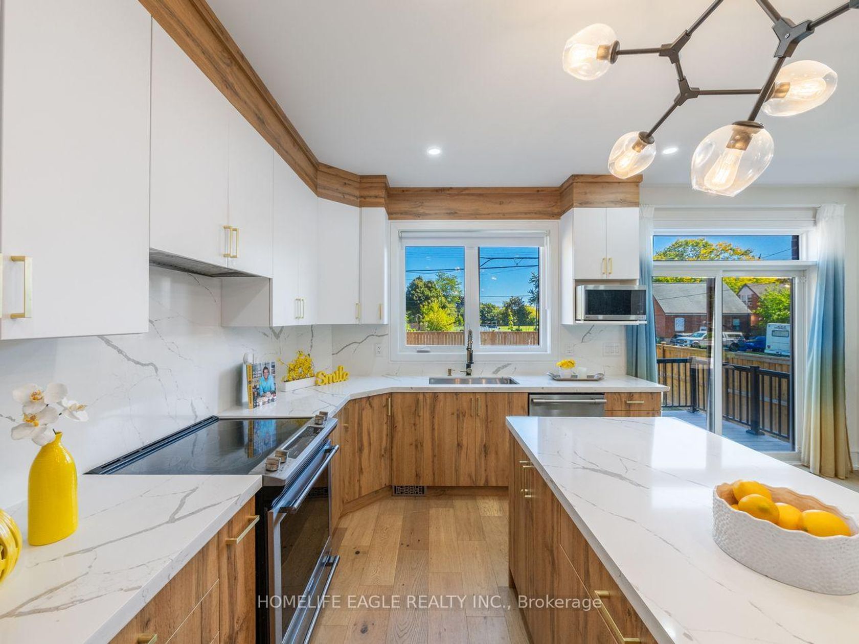 Photo 3 at 109A Heale Avenue, Cliffside, Toronto Photo 3 at 109A Heale Avenue, Cliffside, Toronto