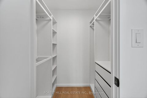 Photo 20 at 2703 - 633 Bay Street, Bay Street Corridor, Toronto