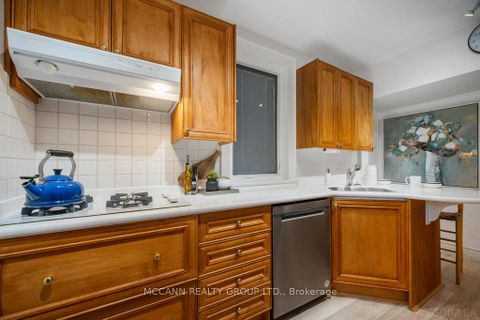 Photo 14 at 17 Donegall Drive, Leaside, Toronto