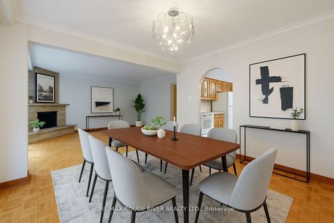 Photo 5 at 9 Comrie Terrace, Cliffcrest, Toronto