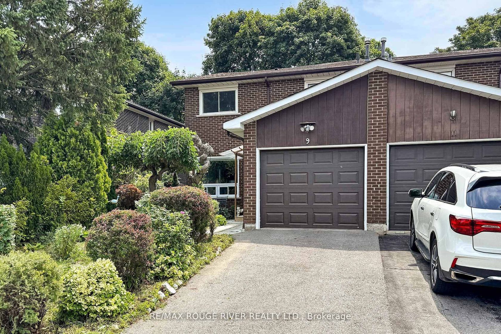 9 Comrie Terrace, Cliffcrest, Toronto 